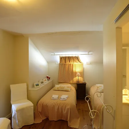 La Maison D'anais Oda ve Kahvaltı