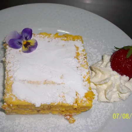 Bed & Breakfast La Maison D'anais 3*