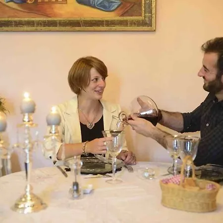 Bed & Breakfast La Maison D'anais 3*